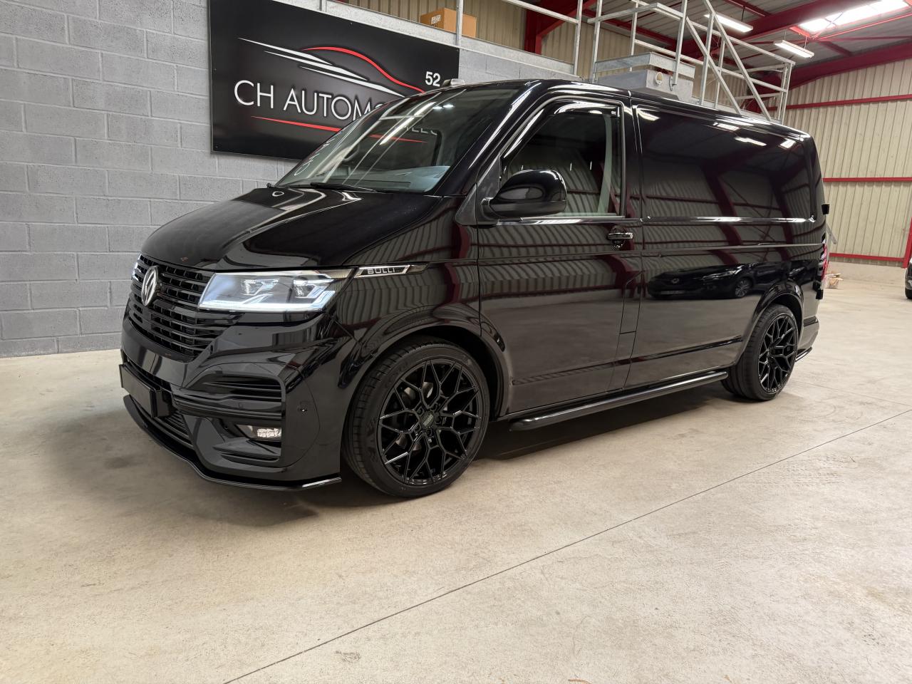 VOLKSWAGEN TRANSPORTER