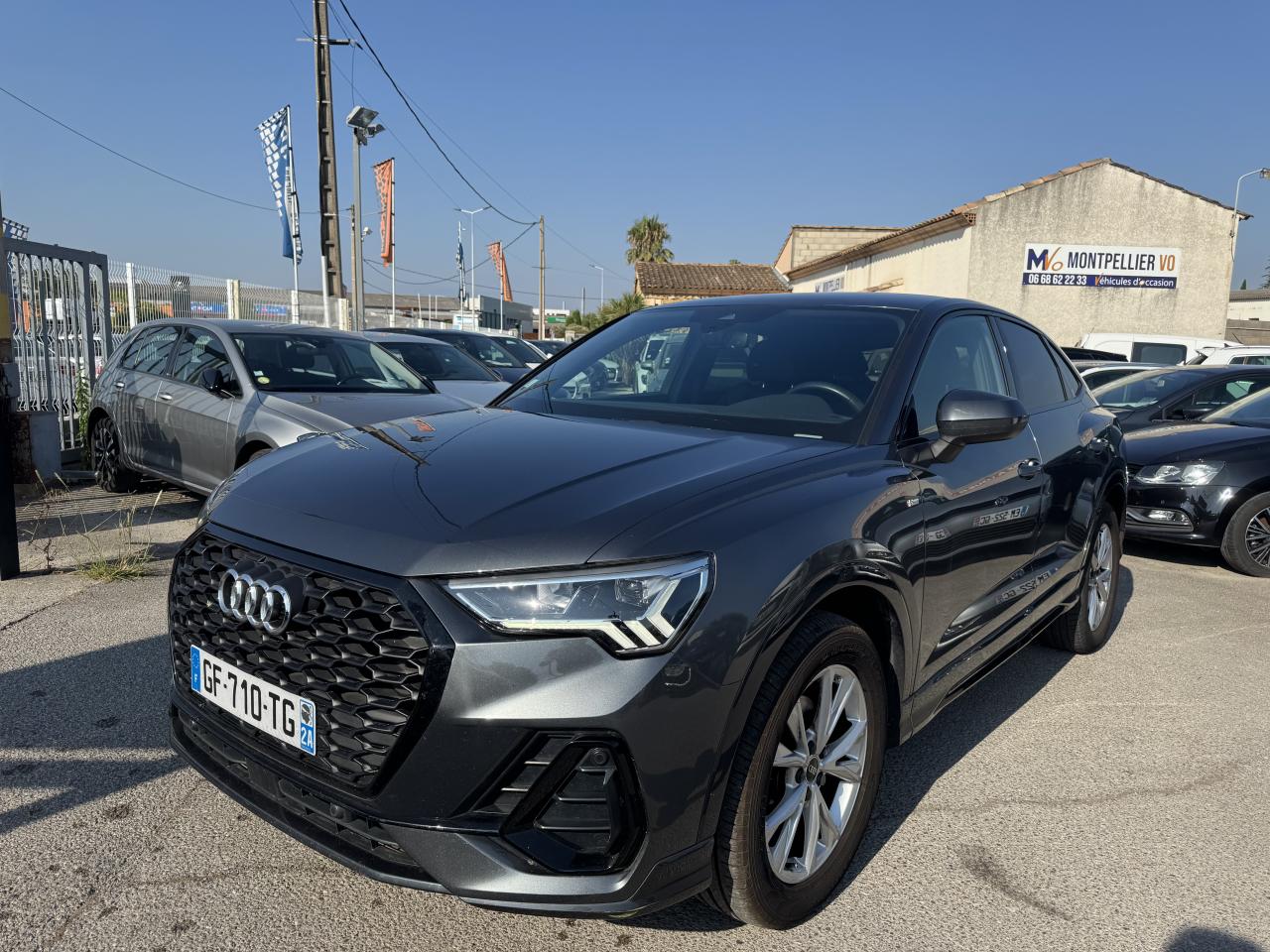 AUDI Q3