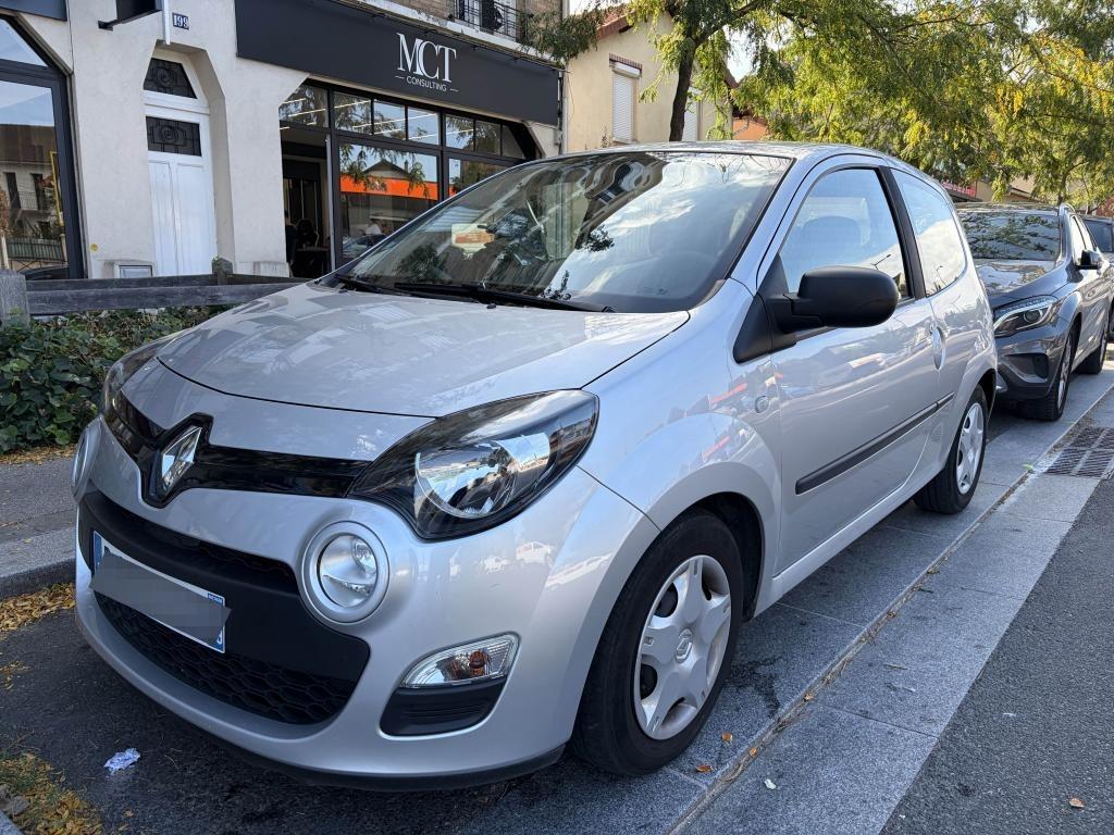 RENAULT TWINGO