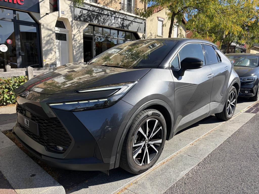 TOYOTA C-HR 1.8 Hybrid BV e-CVT Design Ultimate / 1ère Main - Garantie Toyota - Grand Ecran