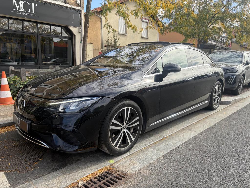 MERCEDES EQE