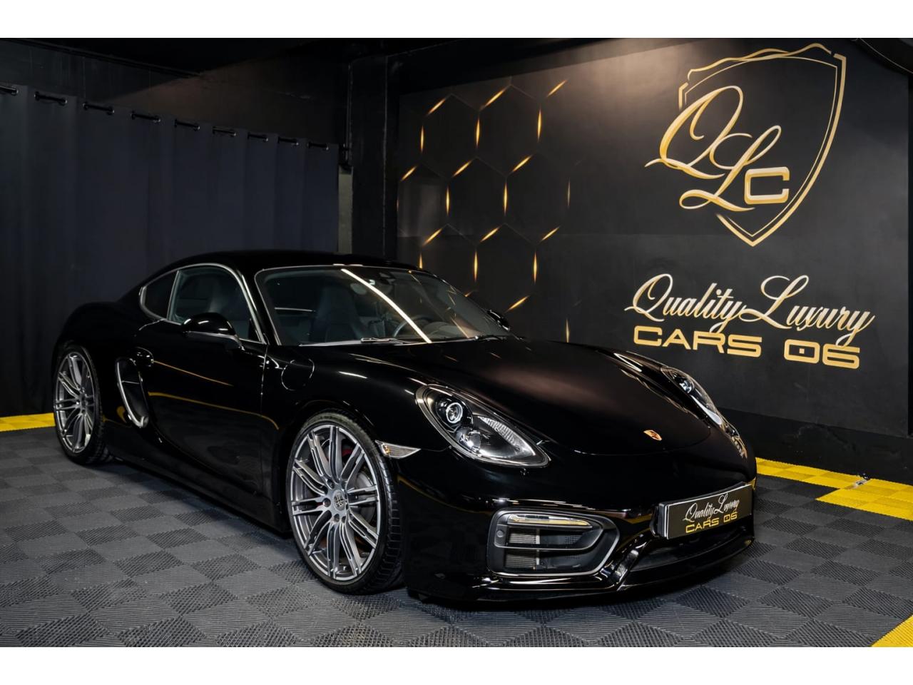 PORSCHE CAYMAN
