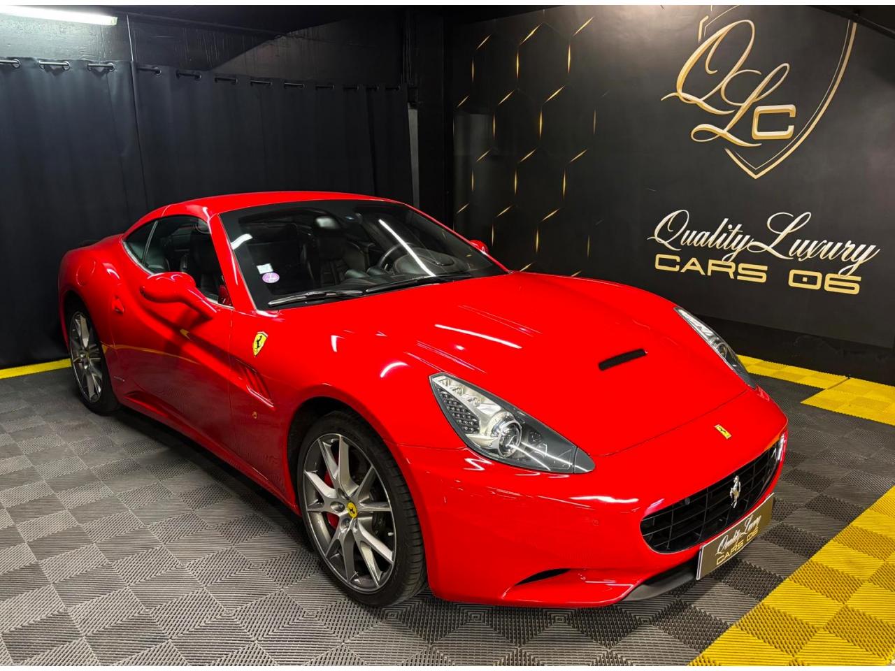 FERRARI CALIFORNIA