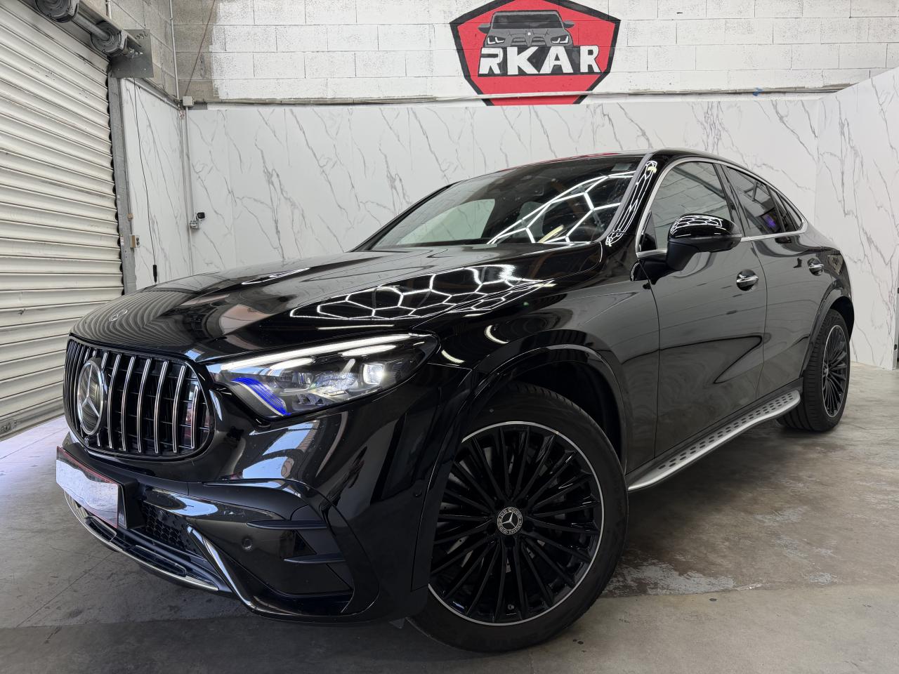 MERCEDES GLC