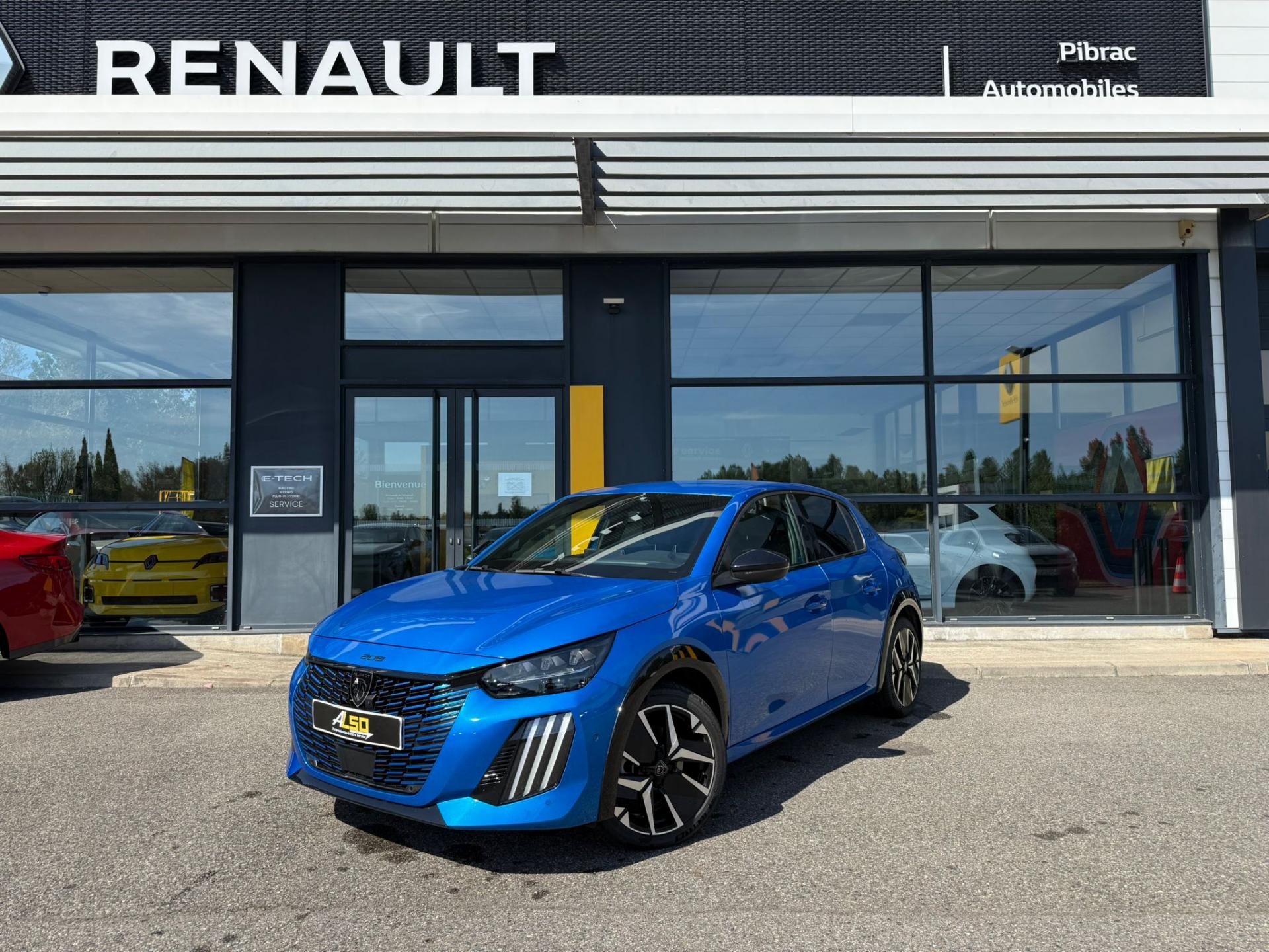PEUGEOT 208