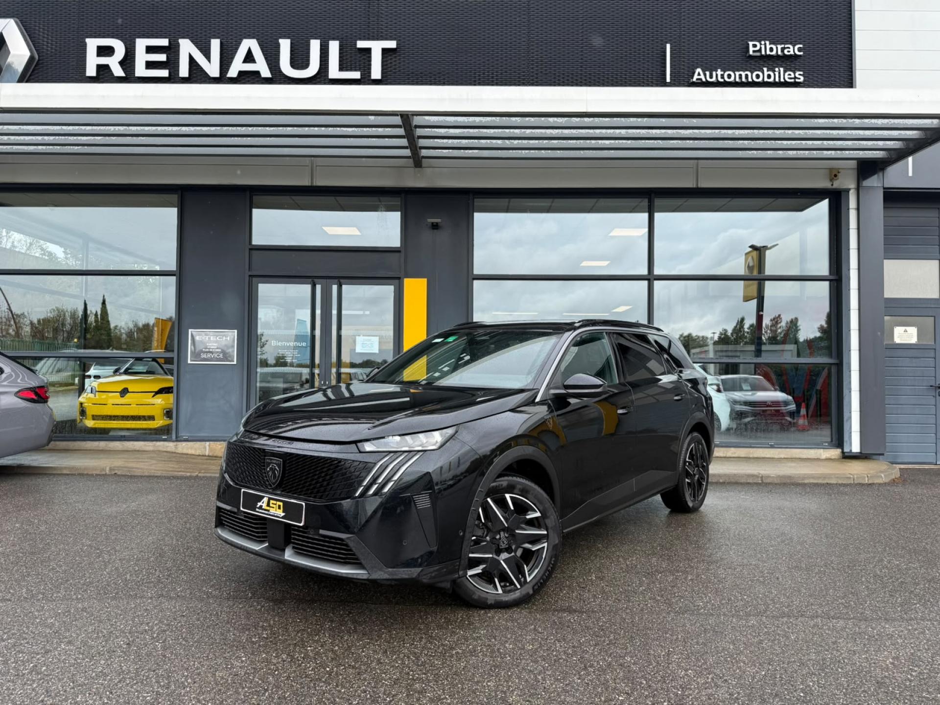 PEUGEOT 5008