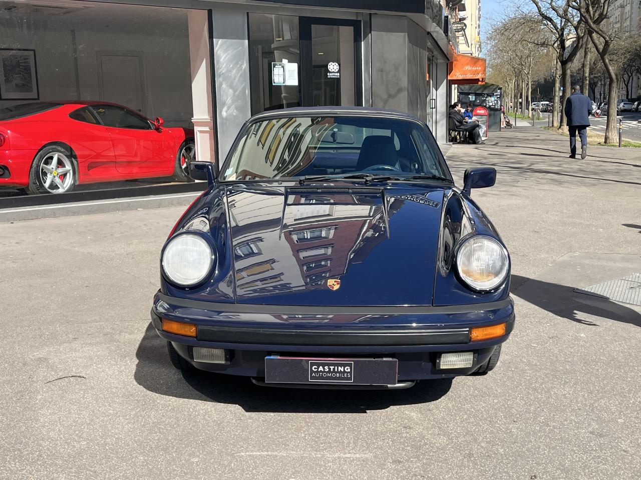 PORSCHE 911