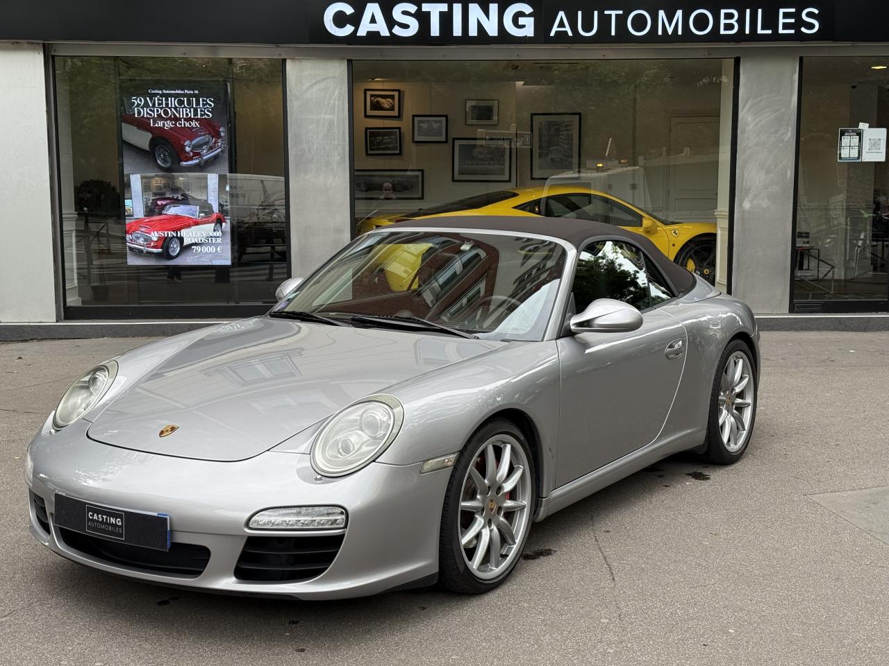 PORSCHE 911