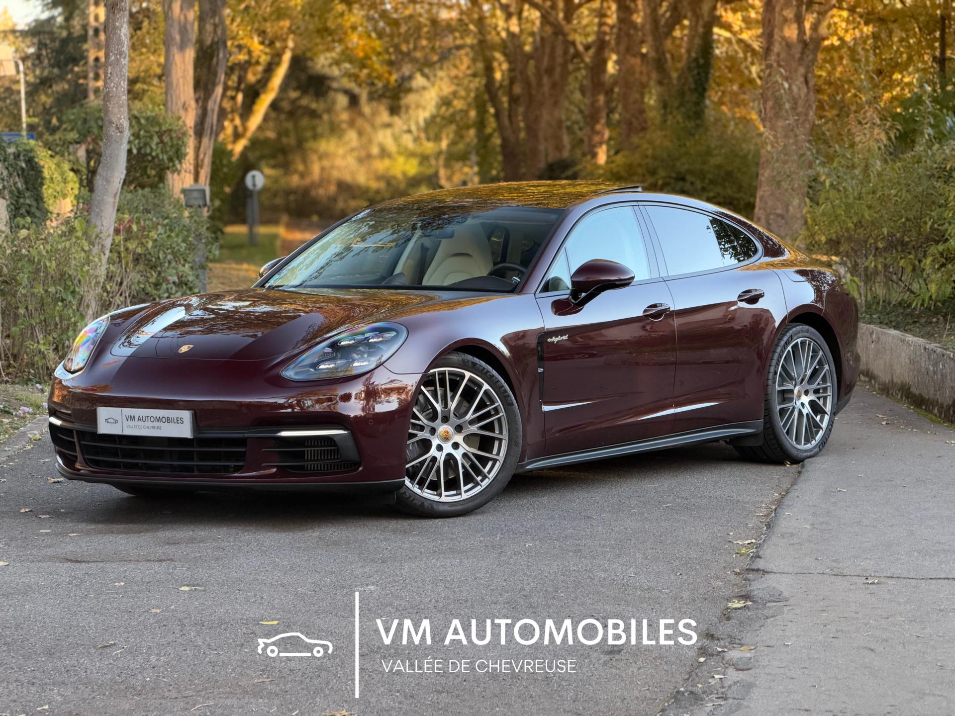 PORSCHE PANAMERA