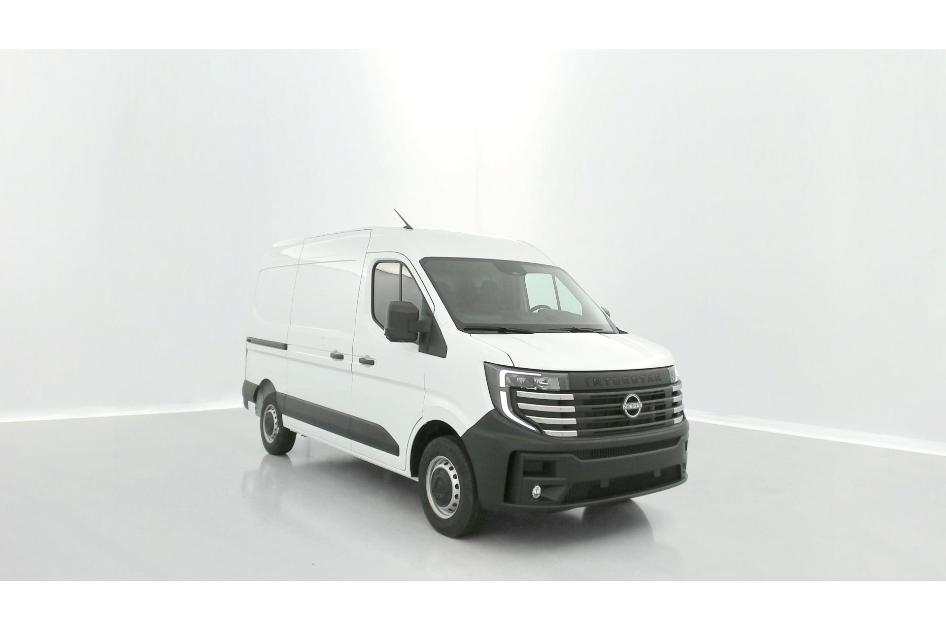 NISSAN INTERSTAR