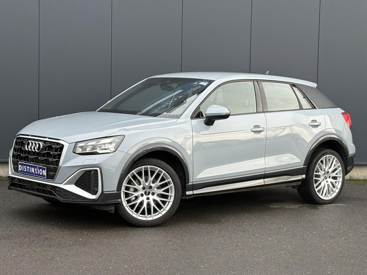 AUDI Q2