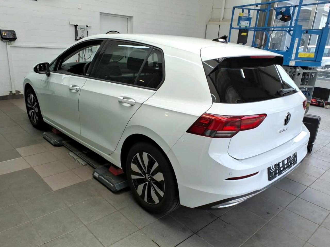 Thumbnail 8