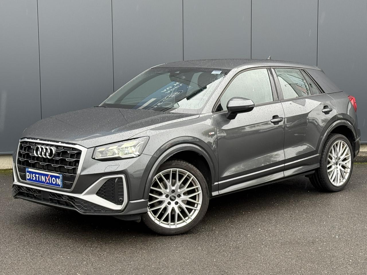 AUDI Q2