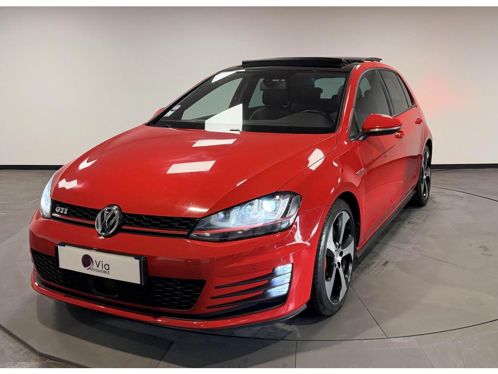 VOLKSWAGEN GOLF