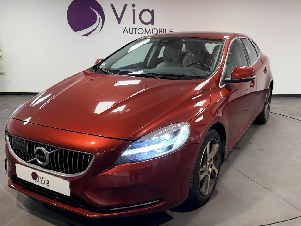 VOLVO V40 Inscription Luxe T2 - 2.0 122 ch