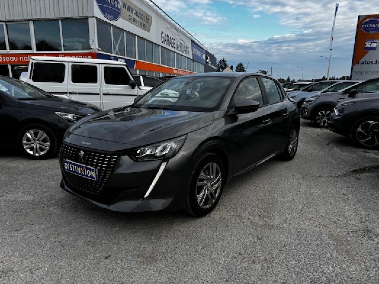 PEUGEOT 208