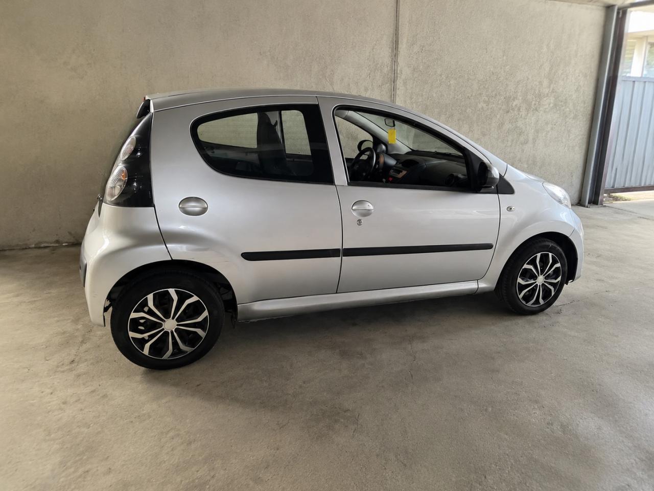 CITROEN C1 1.0i - BV Sensodrive BERLINE Confort PHASE 2