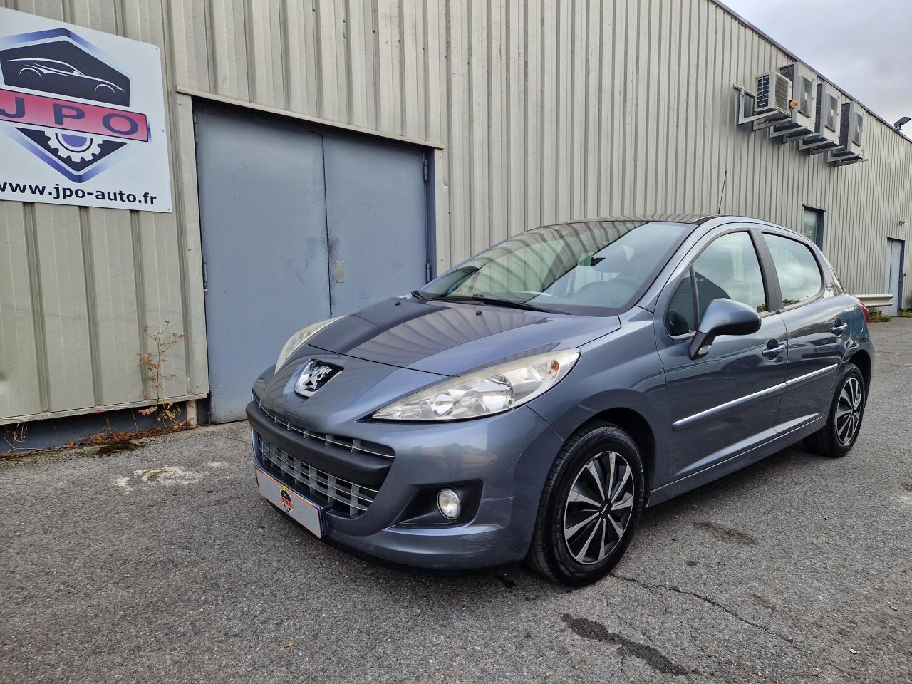 PEUGEOT 207