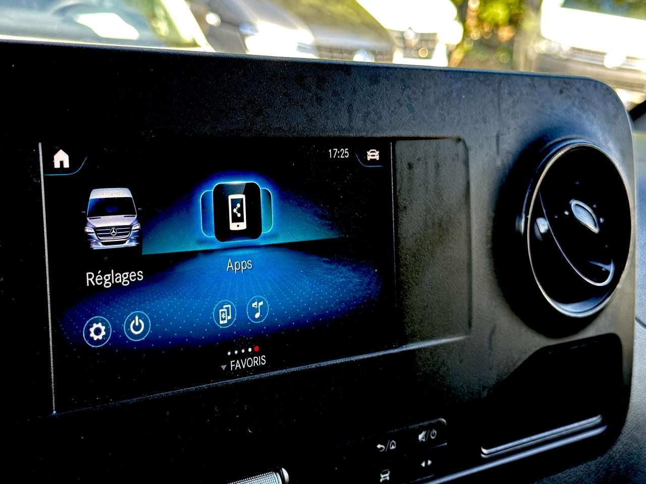 Thumbnail 16