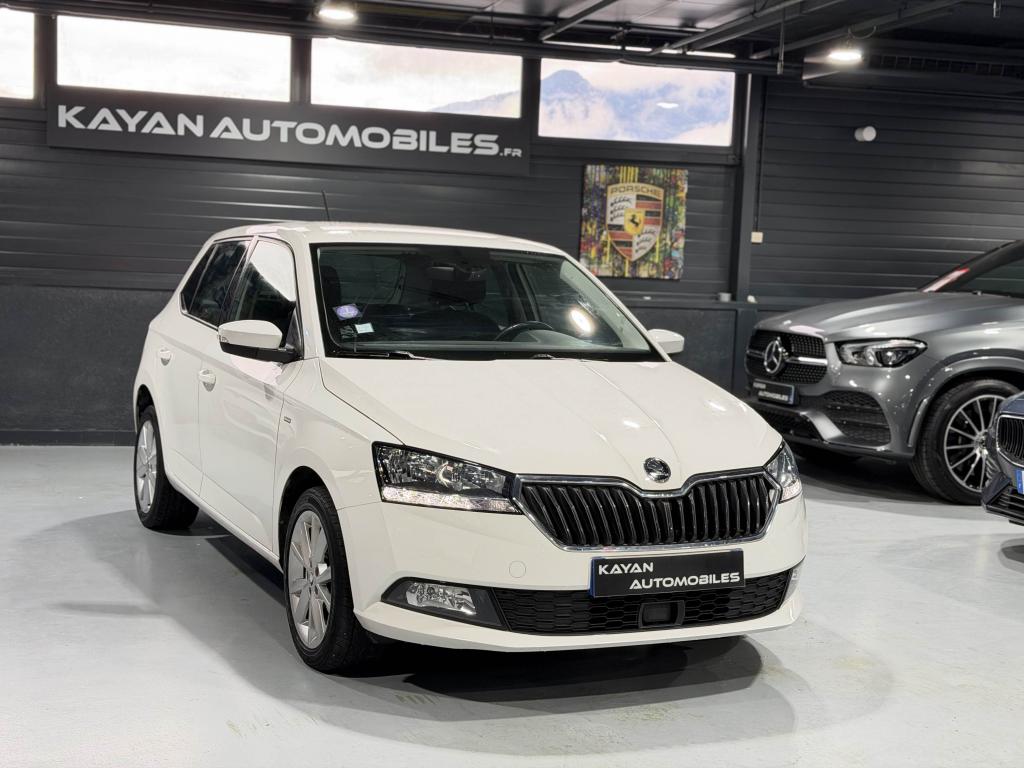 SKODA FABIA 1.0 MPI 75 ch Clever- Keyless- Camera- Jantes aluminium- Smart Link