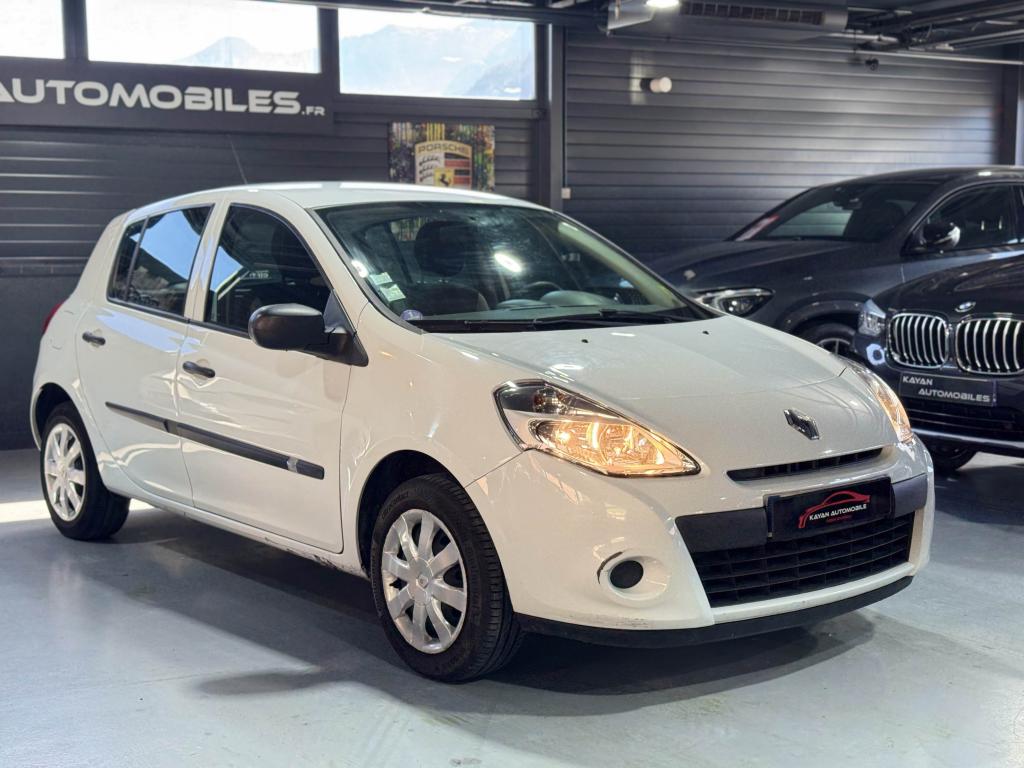 RENAULT CLIO