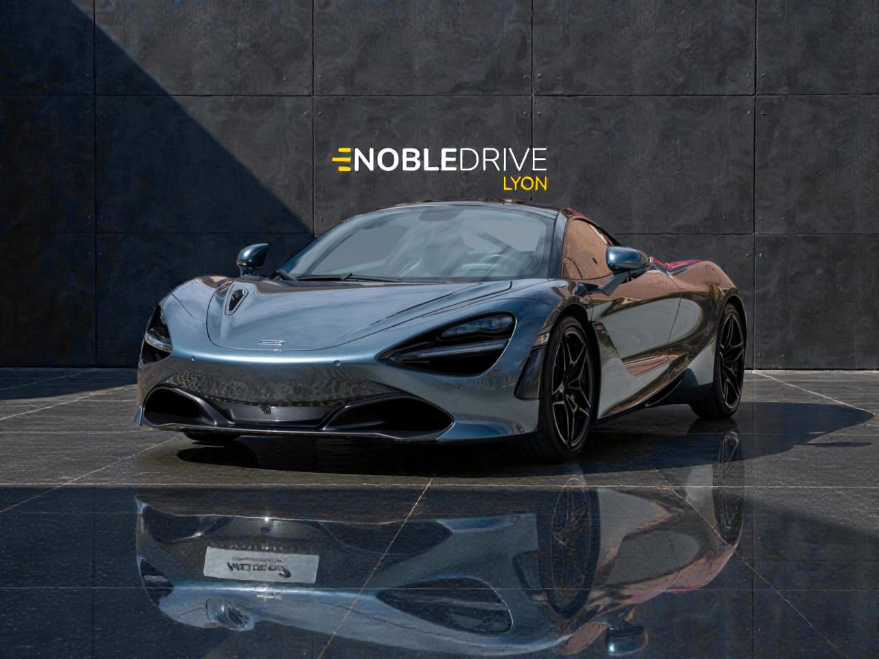 MCLAREN 720S