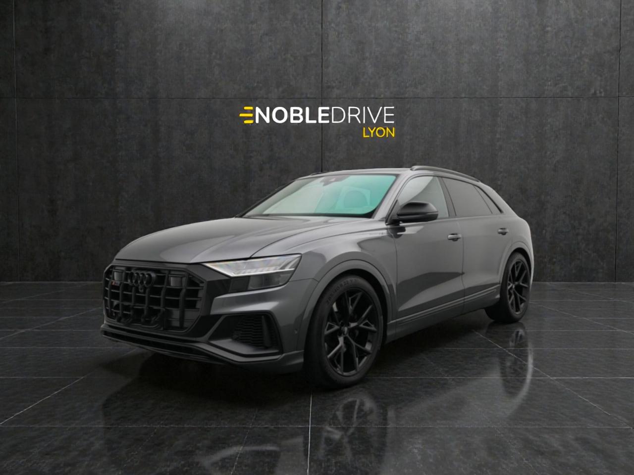 AUDI SQ8