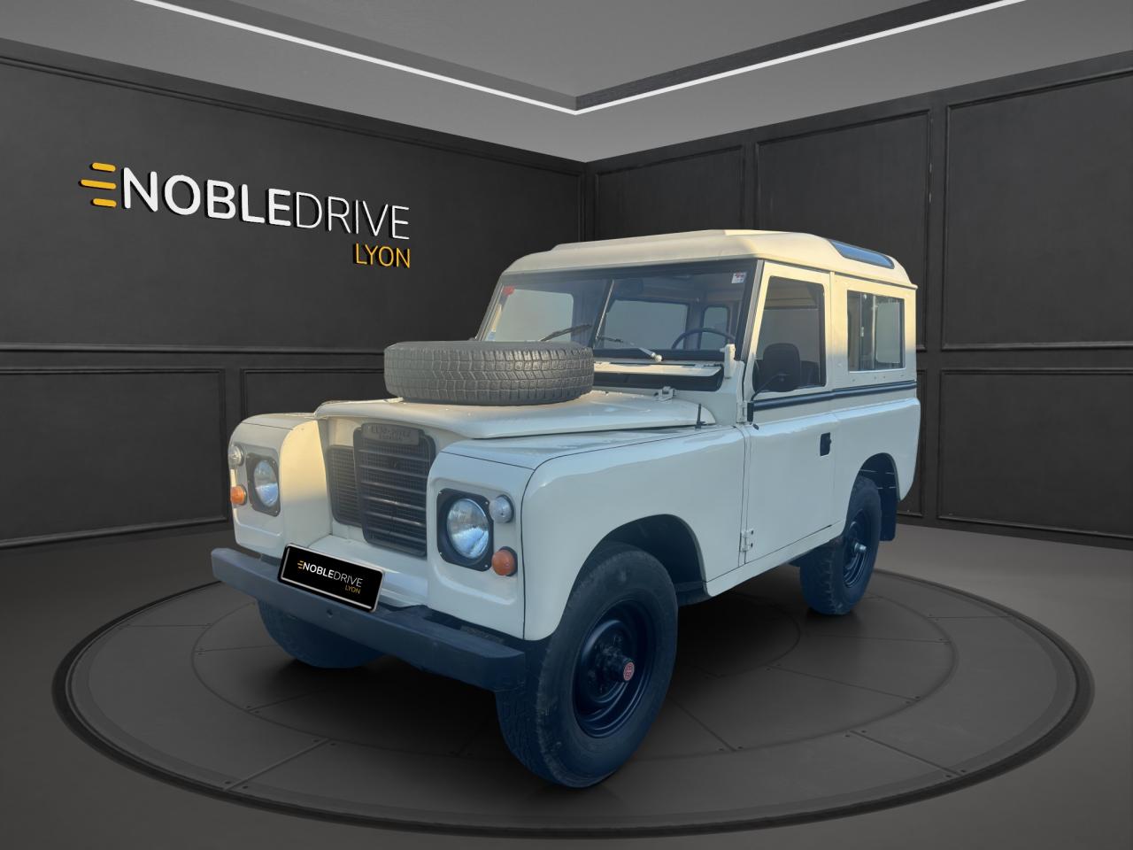 LAND ROVER SERIE III