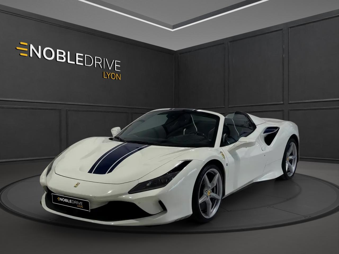 FERRARI F8 Spider V8 3.9 720 ch - TAILOR MADE - Bianco Avus - Carbone - Lift - Ferrari Approved - TVA