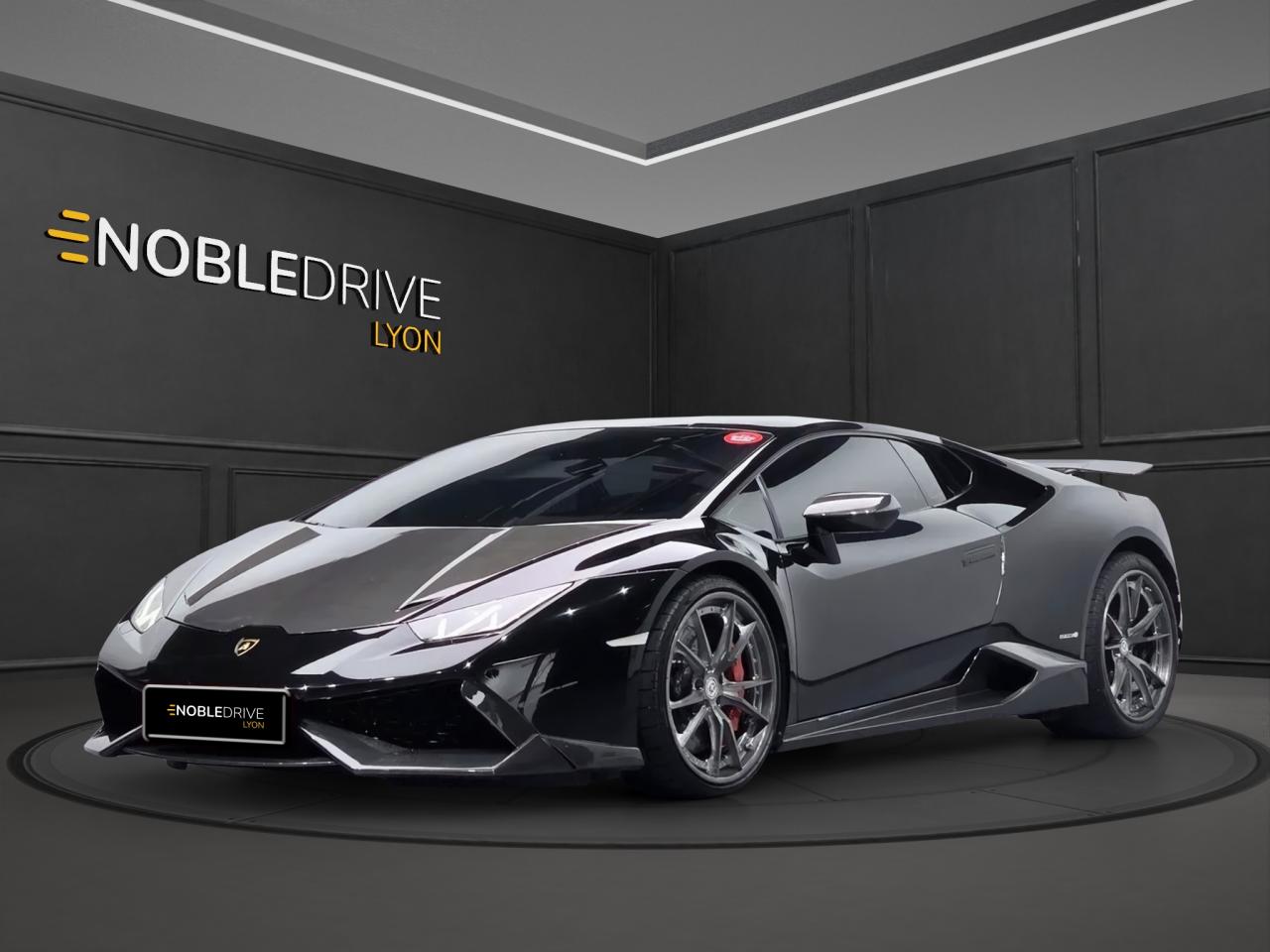 LAMBORGHINI HURACAN
