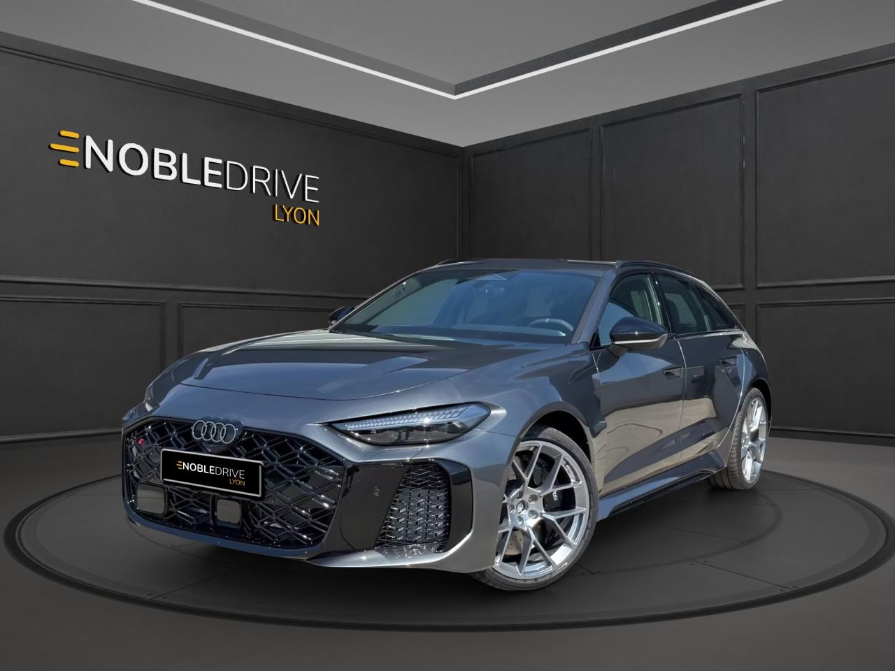 AUDI RS5