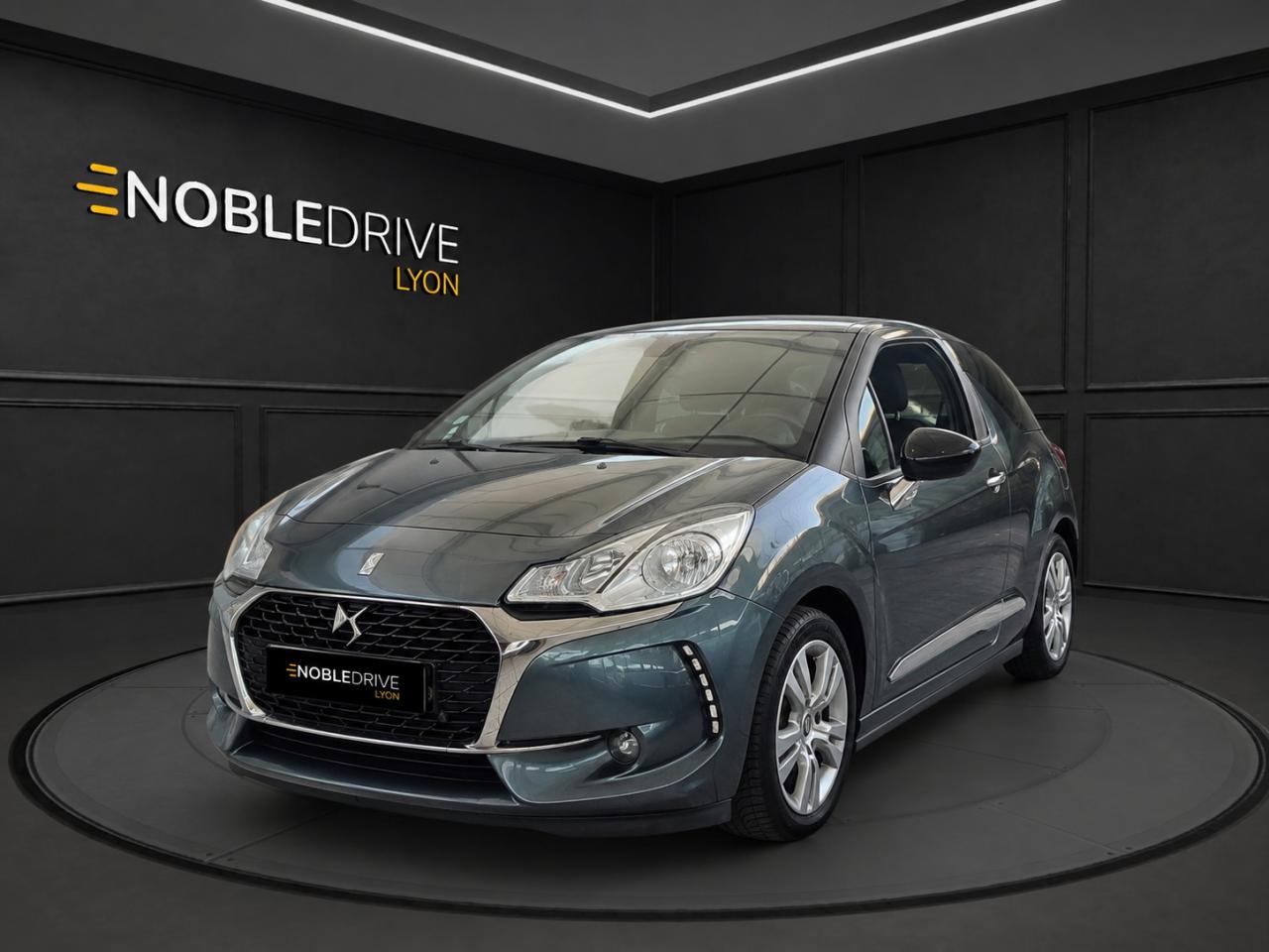 CITROEN DS3 1.6 HDi SO-CHIC 99cv -BOITE MECANIQUE - SUIVI LIMPIDE