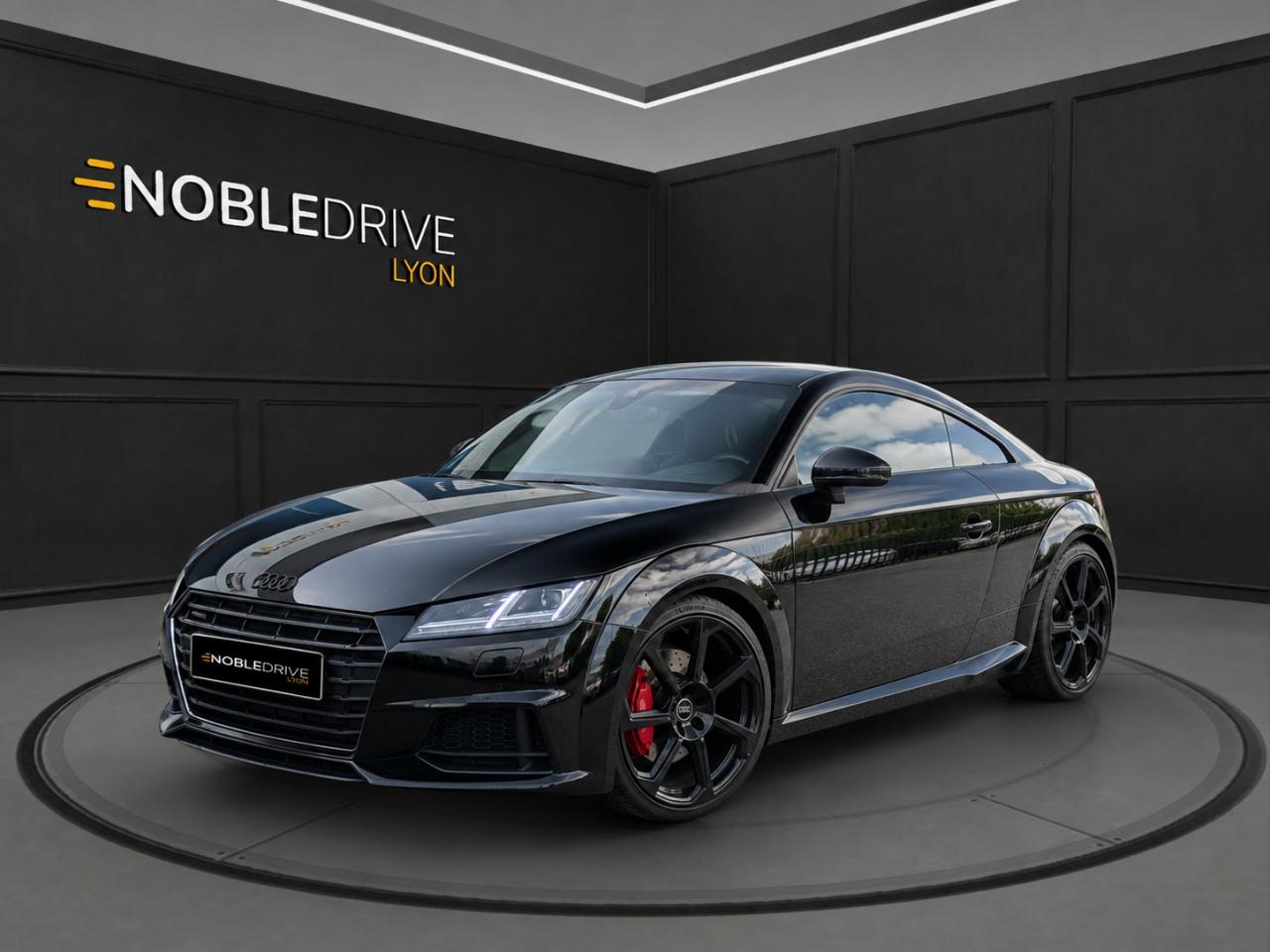 AUDI TT