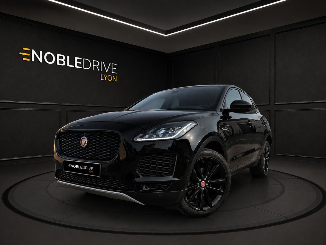 JAGUAR E-PACE 2.0 P150 SE 150ch - TRES OPTIONNE - EXCELLENT ETAT