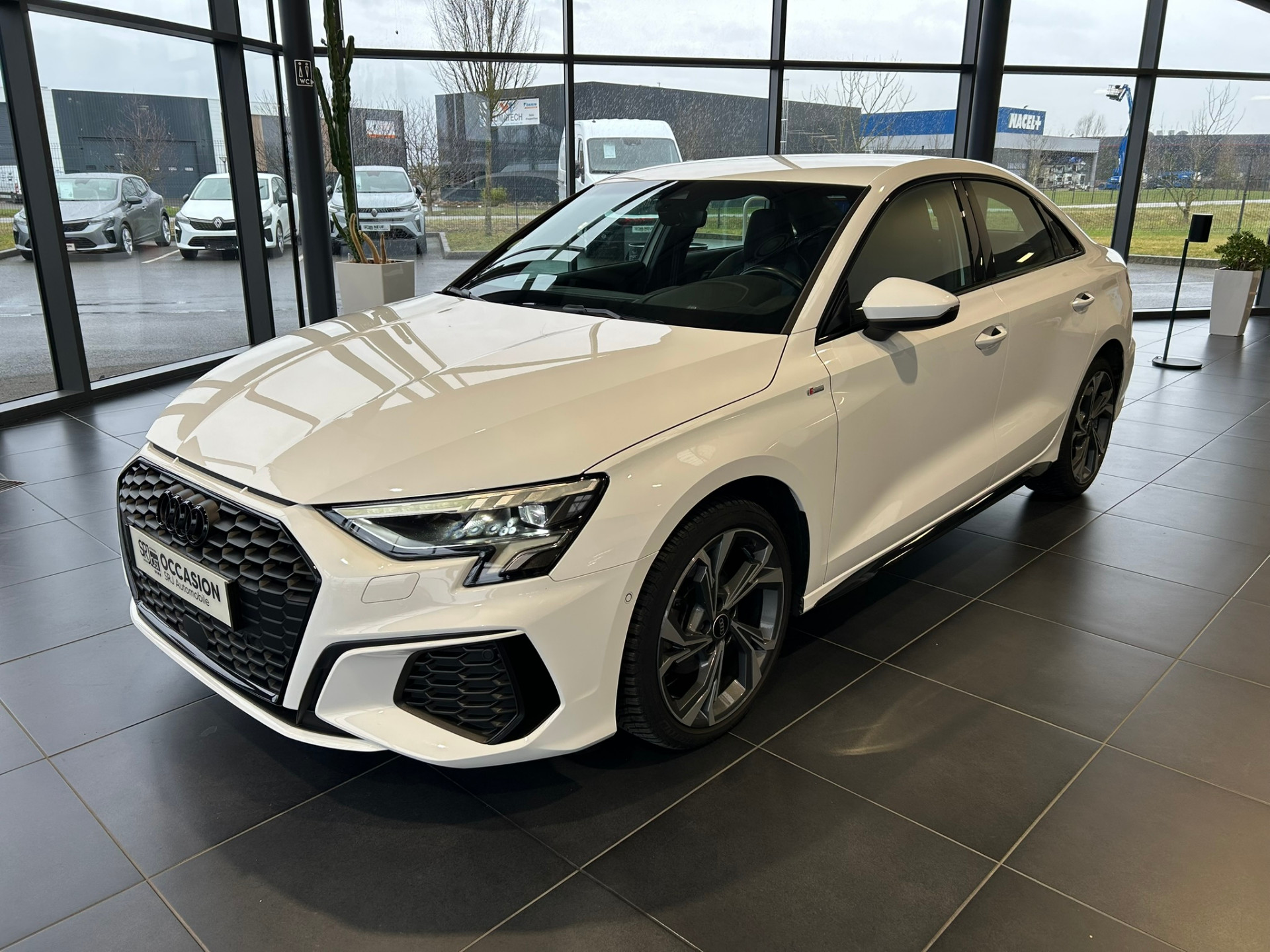 Audi A3 berline 35 tdi 150 s tronic 7 s-line