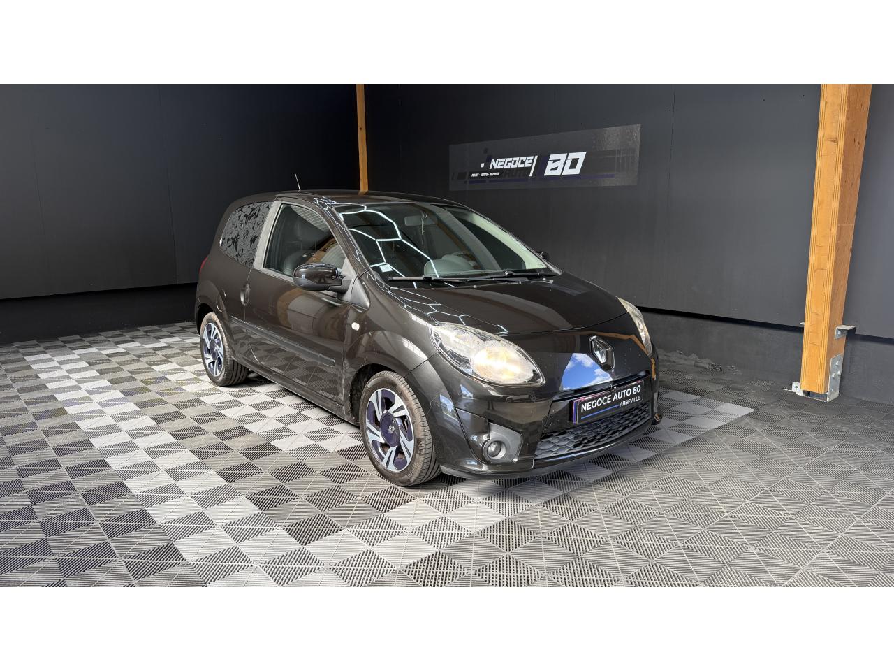 RENAULT TWINGO 1.2i 16V - 75 - Quickshift II BERLINE Rip Curl BOITE AUTOMATIQUE CLIMATISATION