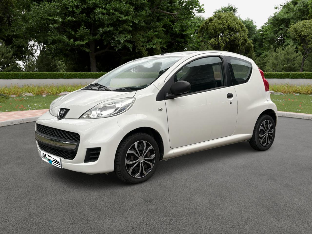 PEUGEOT 107