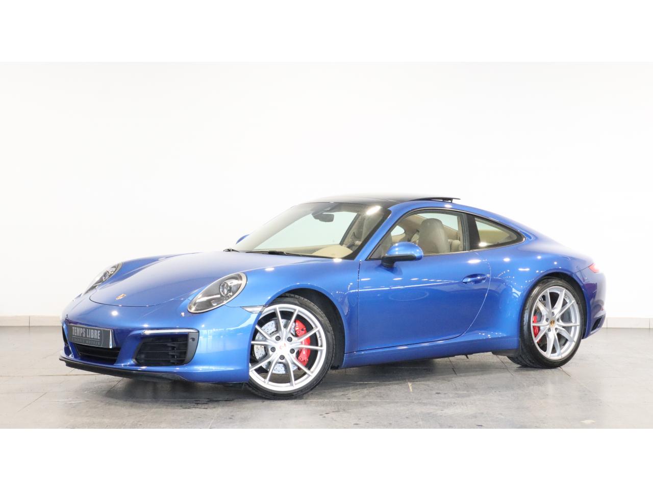 PORSCHE 911