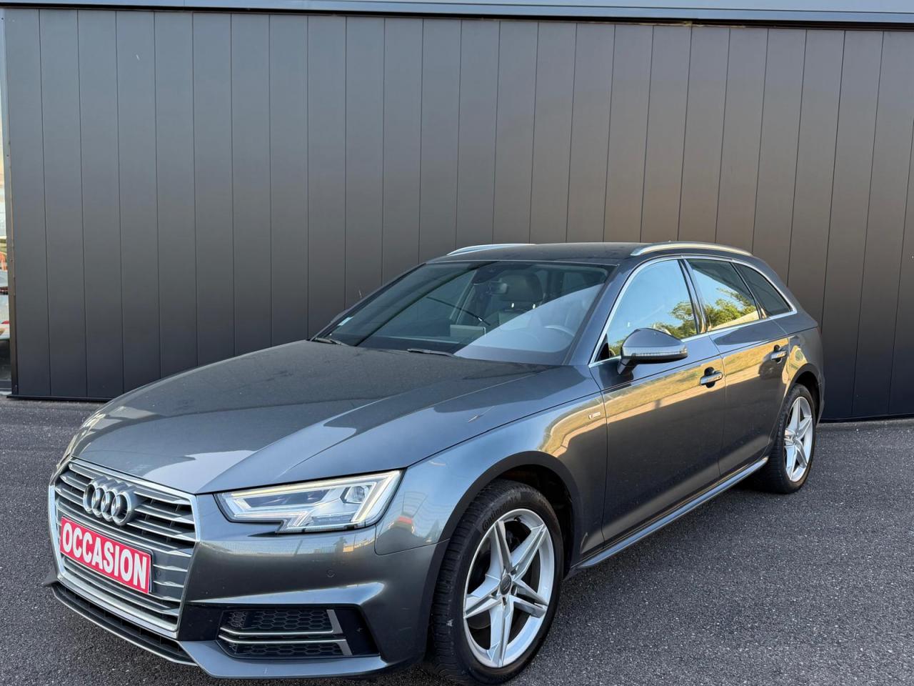 AUDI A4