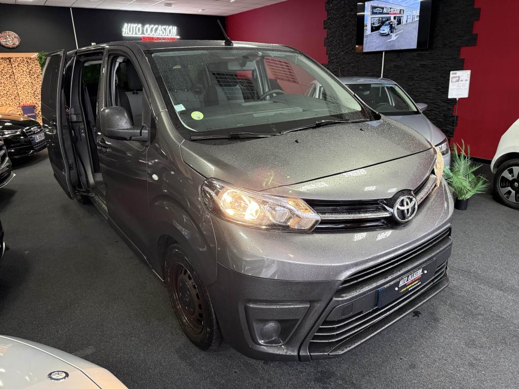 TOYOTA PROACE