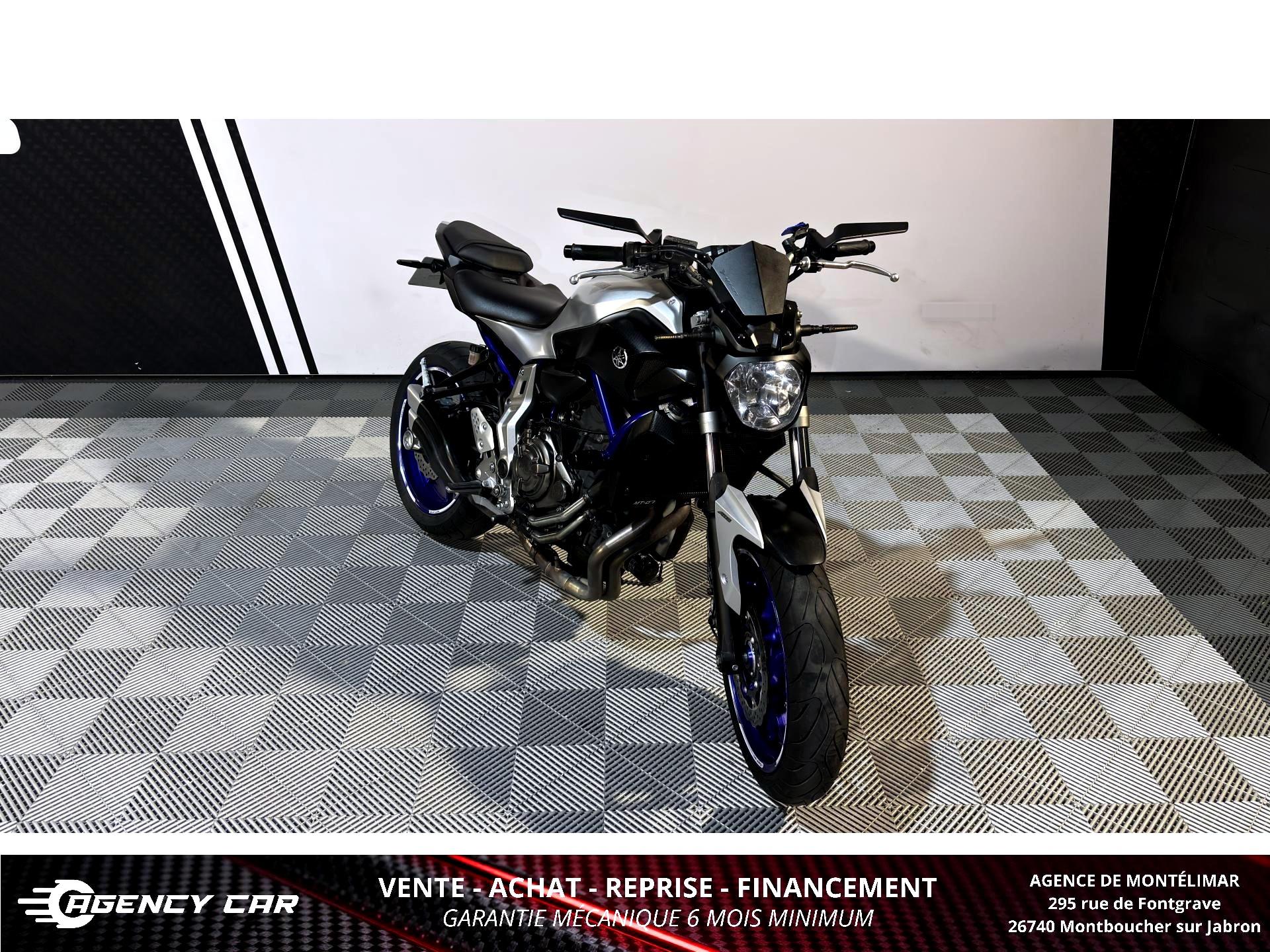 YAMAHA MT 07 BLUE-RACE