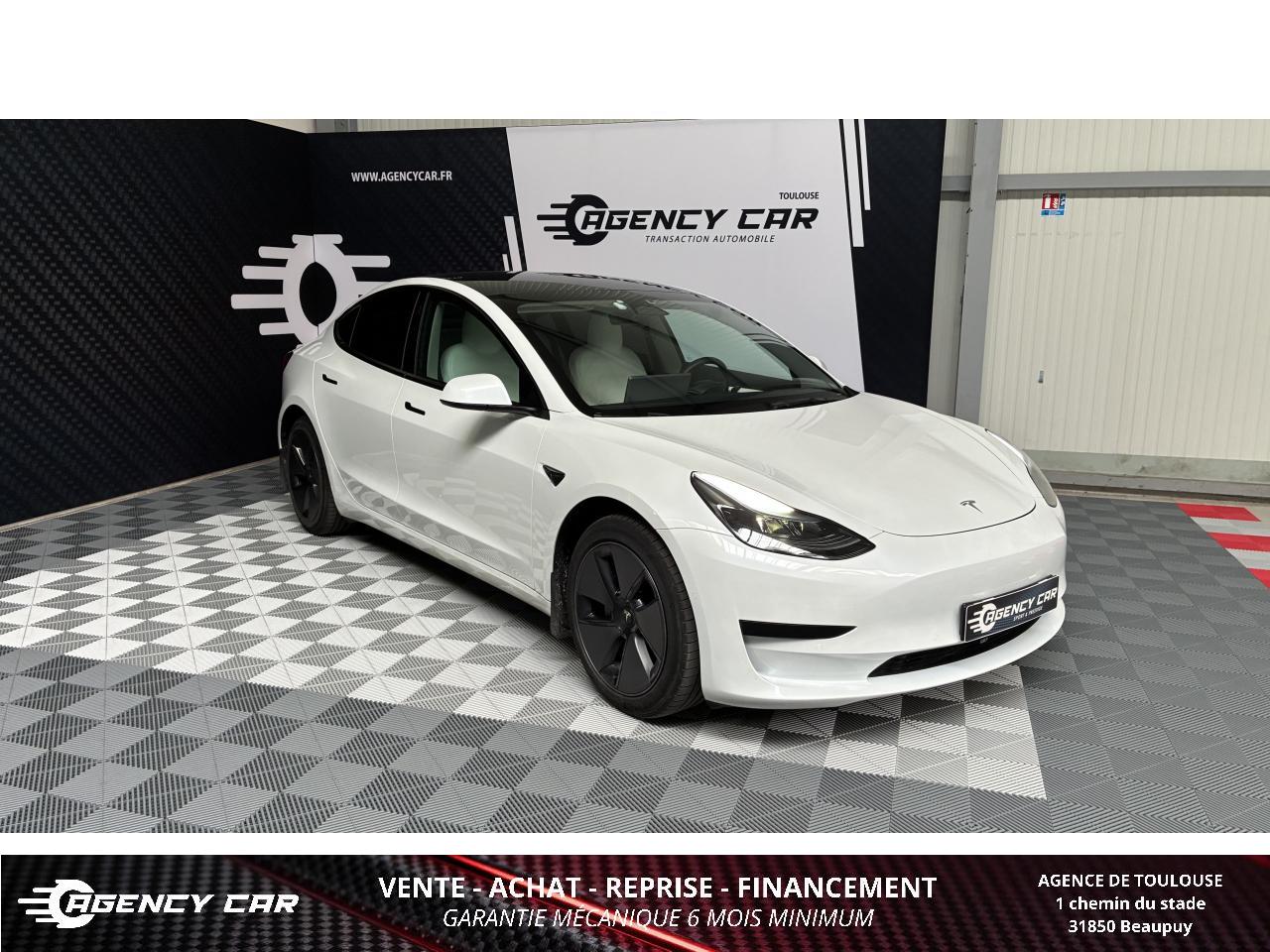 TESLA MODEL 3 RWD Standard