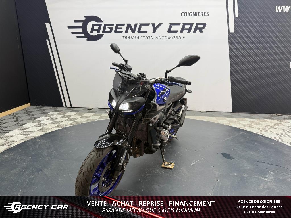 YAMAHA MT 09