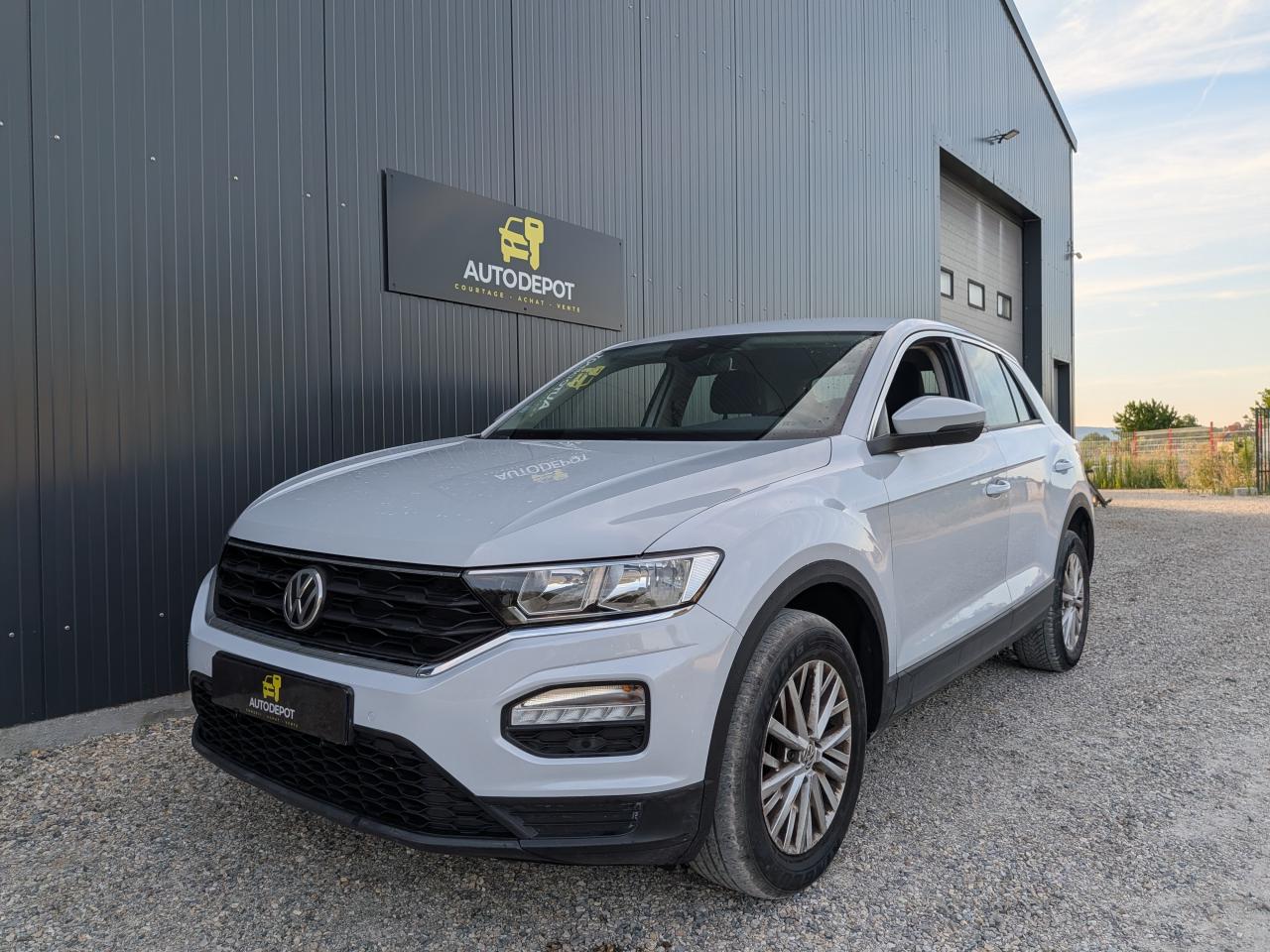 VOLKSWAGEN T-ROC