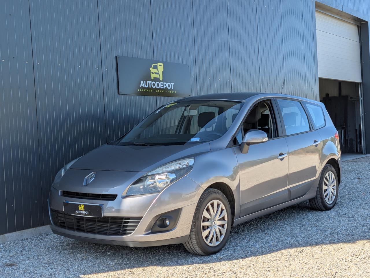 RENAULT SCENIC