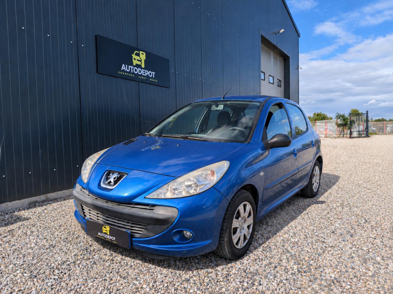 PEUGEOT 206