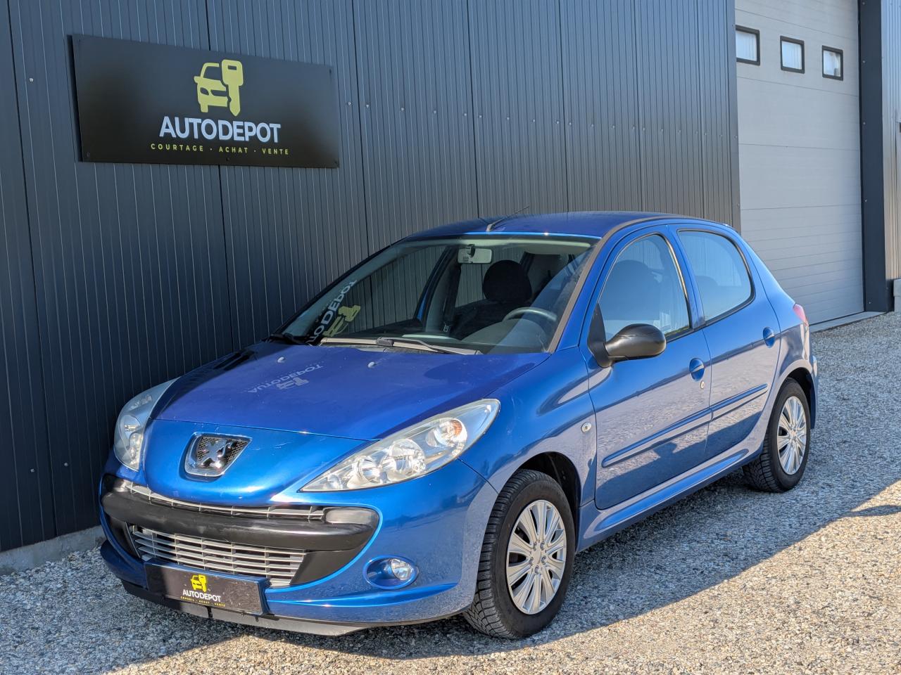 PEUGEOT 206
