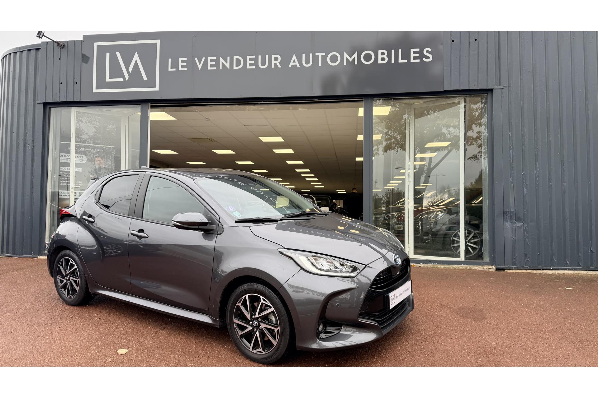 TOYOTA YARIS Hybrid 116h Design 1ère main - Entretien complet
