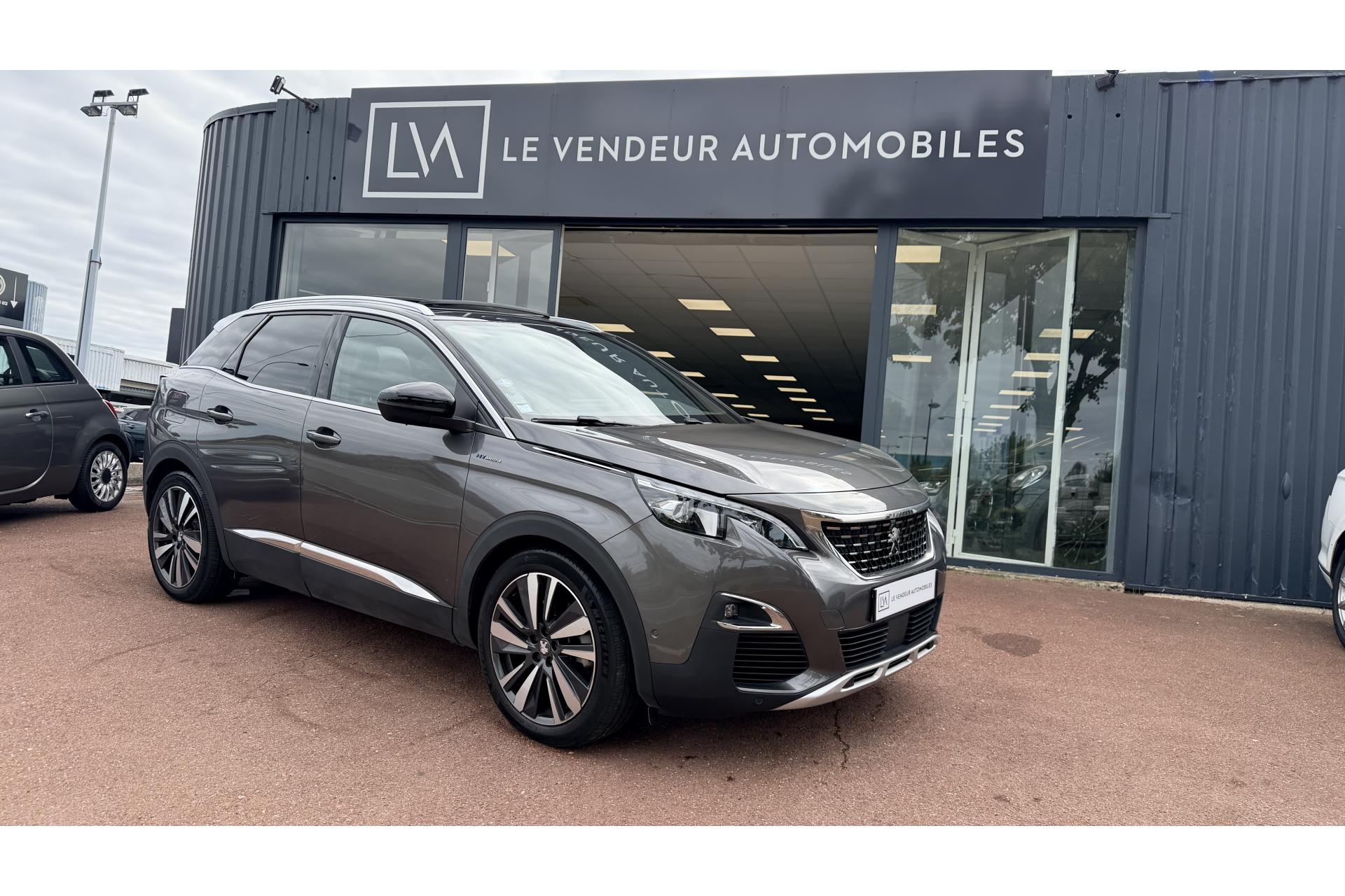 PEUGEOT 3008