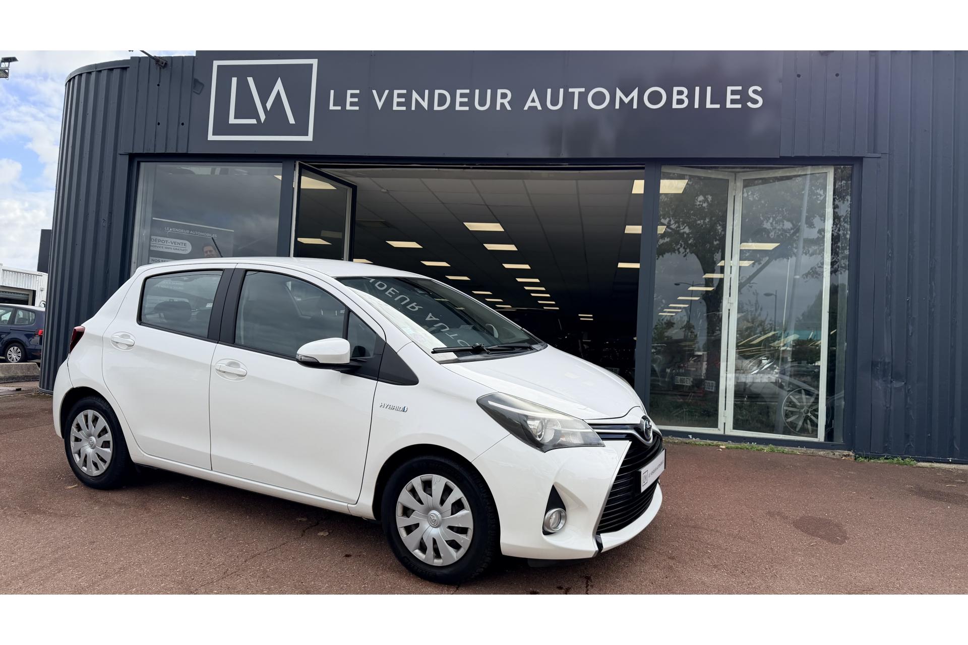 TOYOTA YARIS Hybrid 100cv -Dynamic : caméra + Régulateur + clim auto  - 1ere main + Suivi complet Toyota